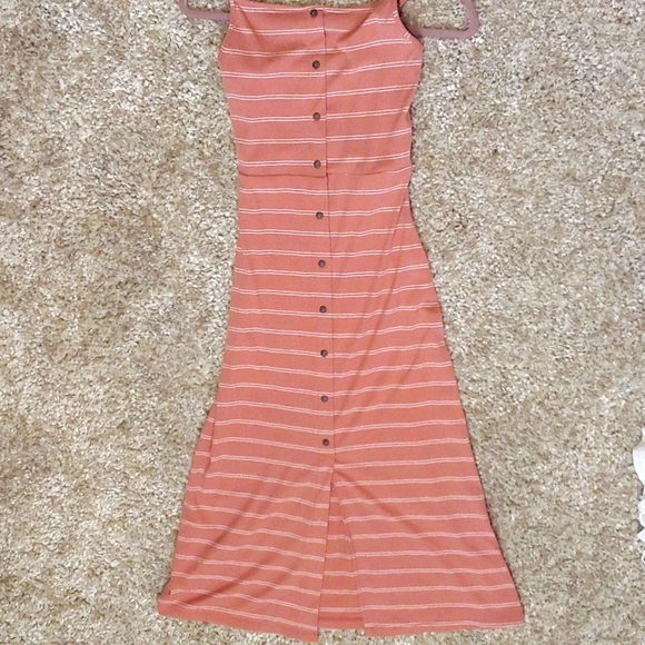 Dress - Picture 4 of 4